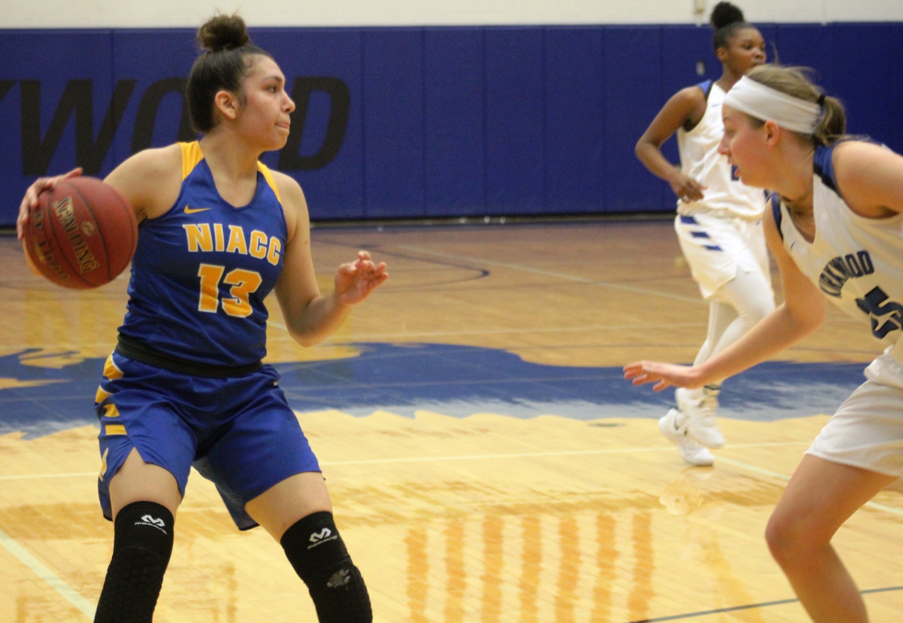 NIACC's Autam Mendez looks to pass the ball in last Saturday's game at Kirkwood.