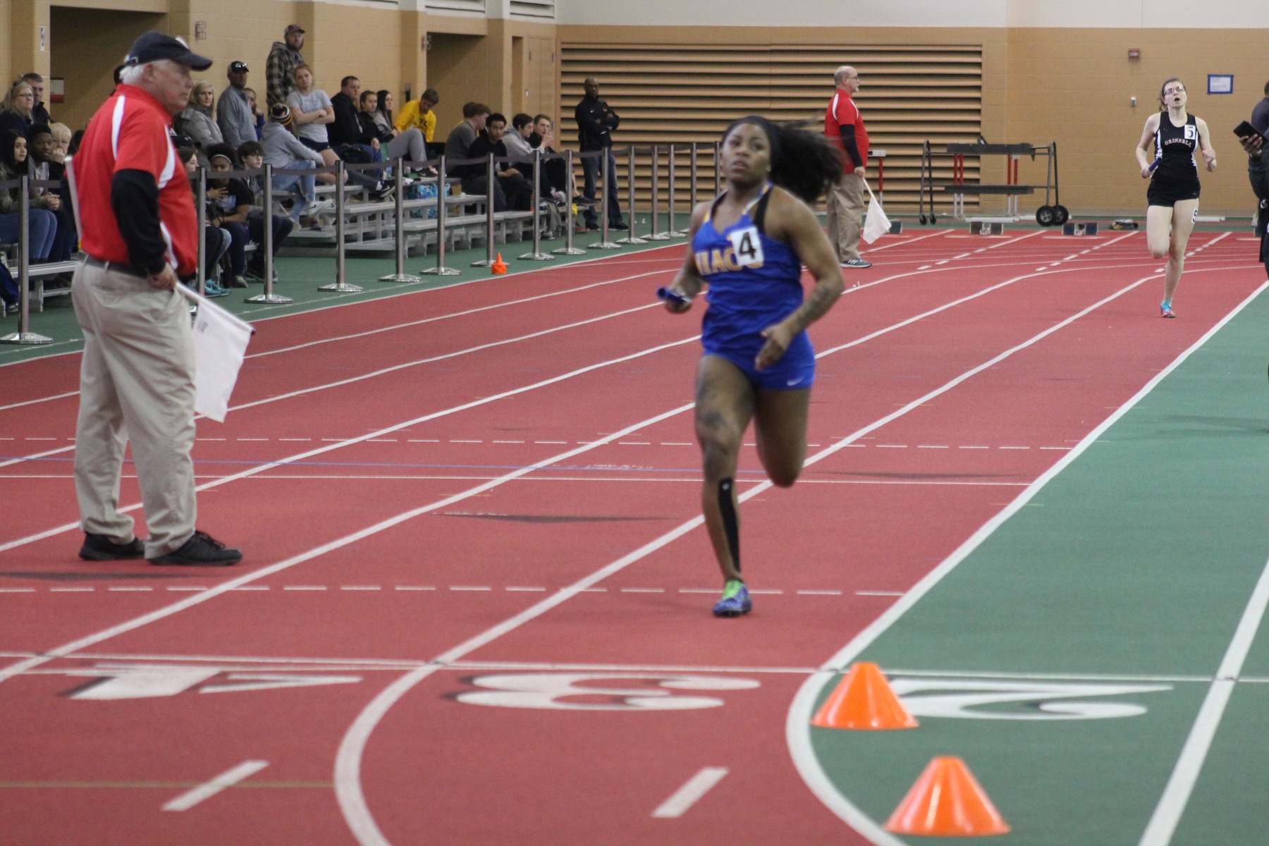 Dashawn Wyatt anchors the NIACC women to a first-place finish in the 4x200-meter relay at the Grinnell Indoor Invitational on Saturday.