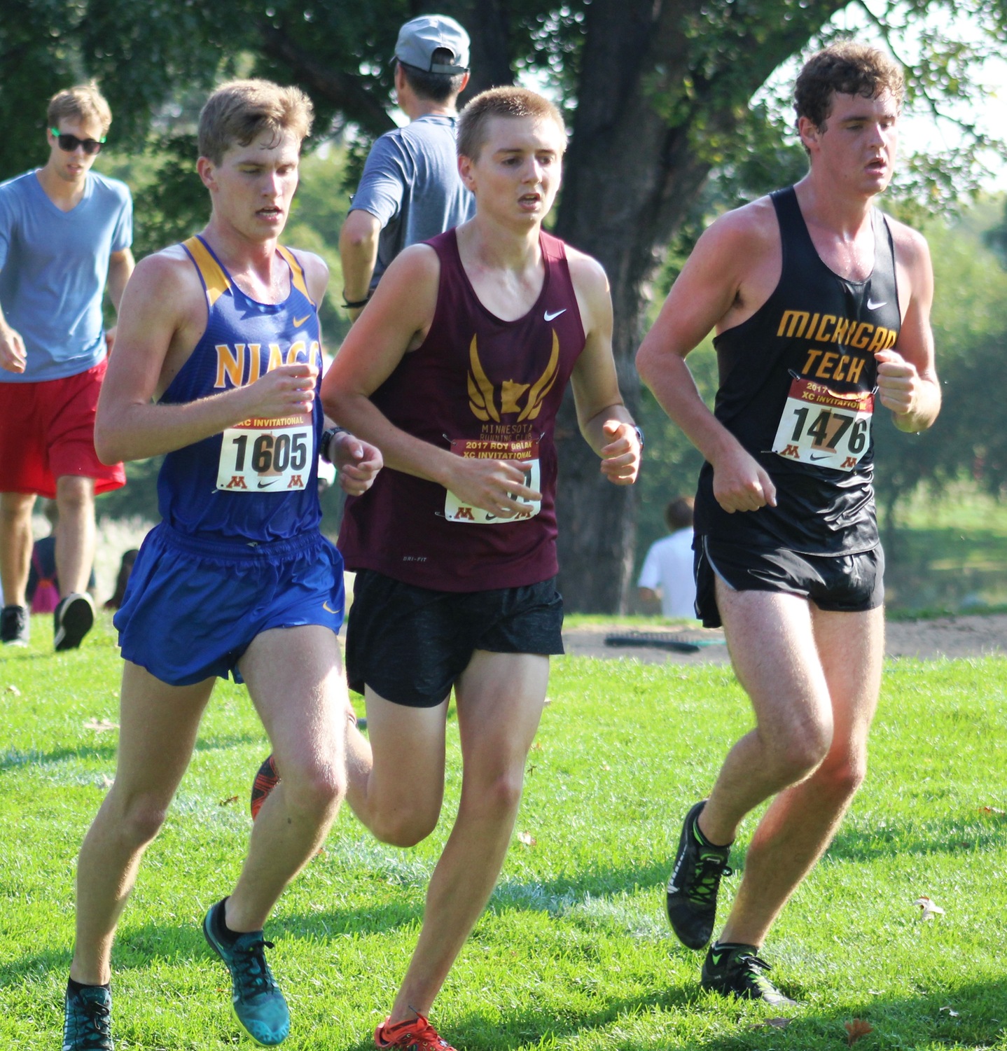 NIACC sophomore Blake Keller runs to a sixth-place finish at the Griak Invitational on Sept. 23.