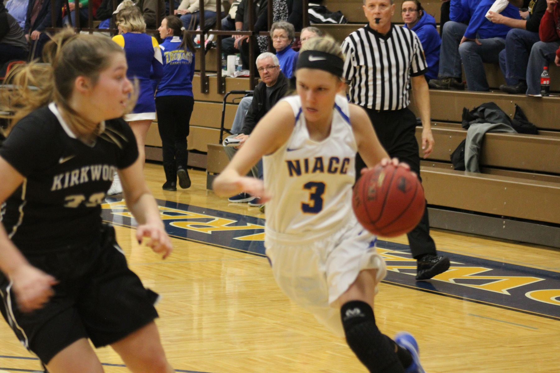 NIACC's Taylor Laabs drives to the basket during a game last season against Kirkwood.