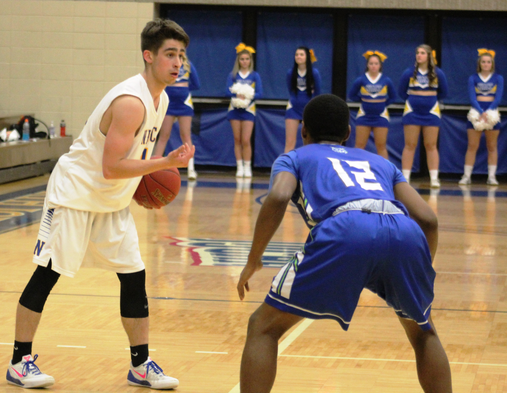 NIACC moves to 2-0 with 76-74 victory