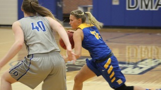 NIACC's Courtney Larson drives to the basket.