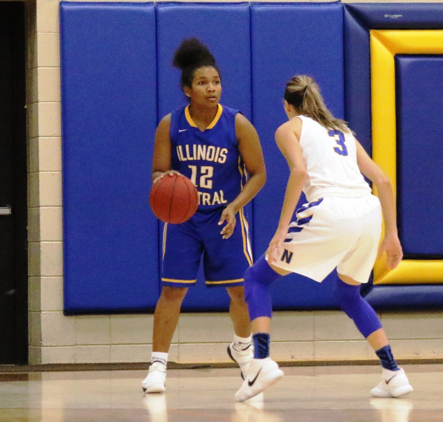 NIACC's Taylor Laabs defends during Friday's game against Illinois Central.