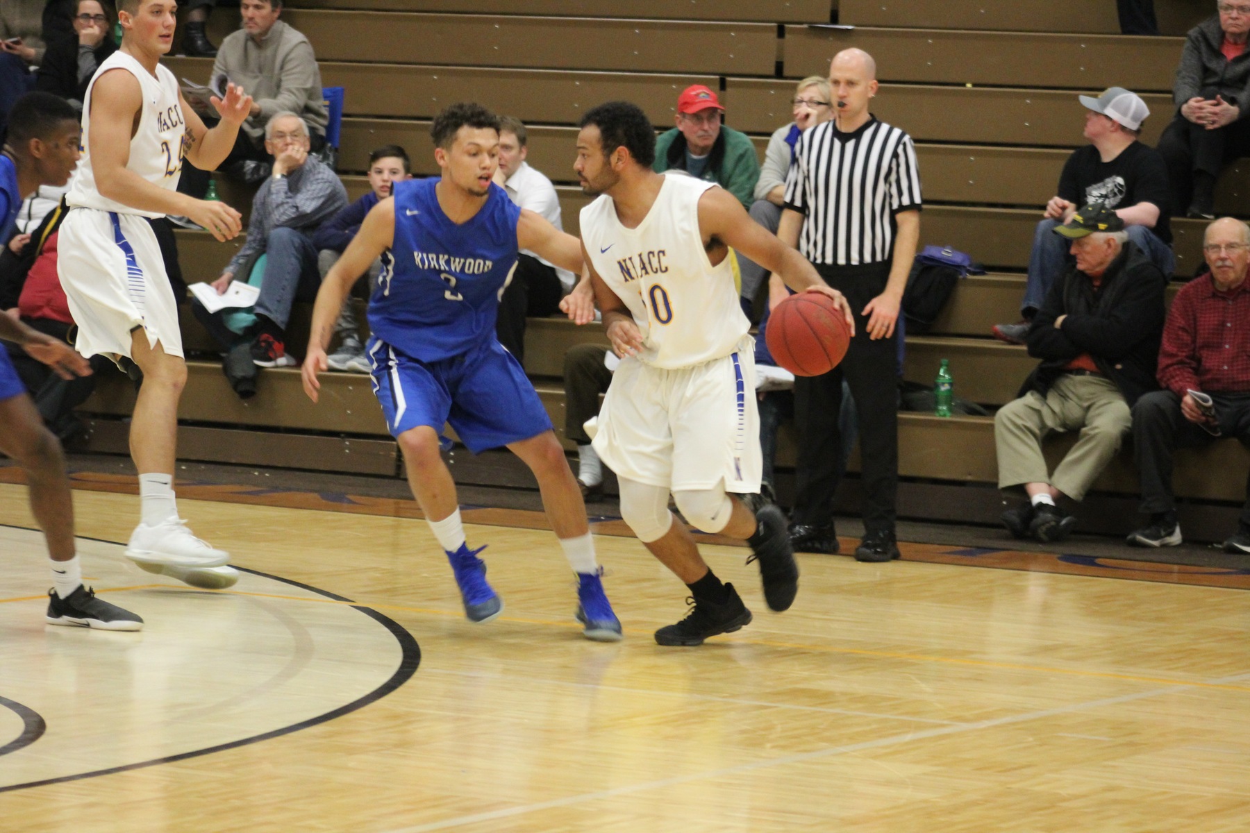 NIACC's Rodrick Fuller looks to drive during Wednesday's game against Kirkwood.