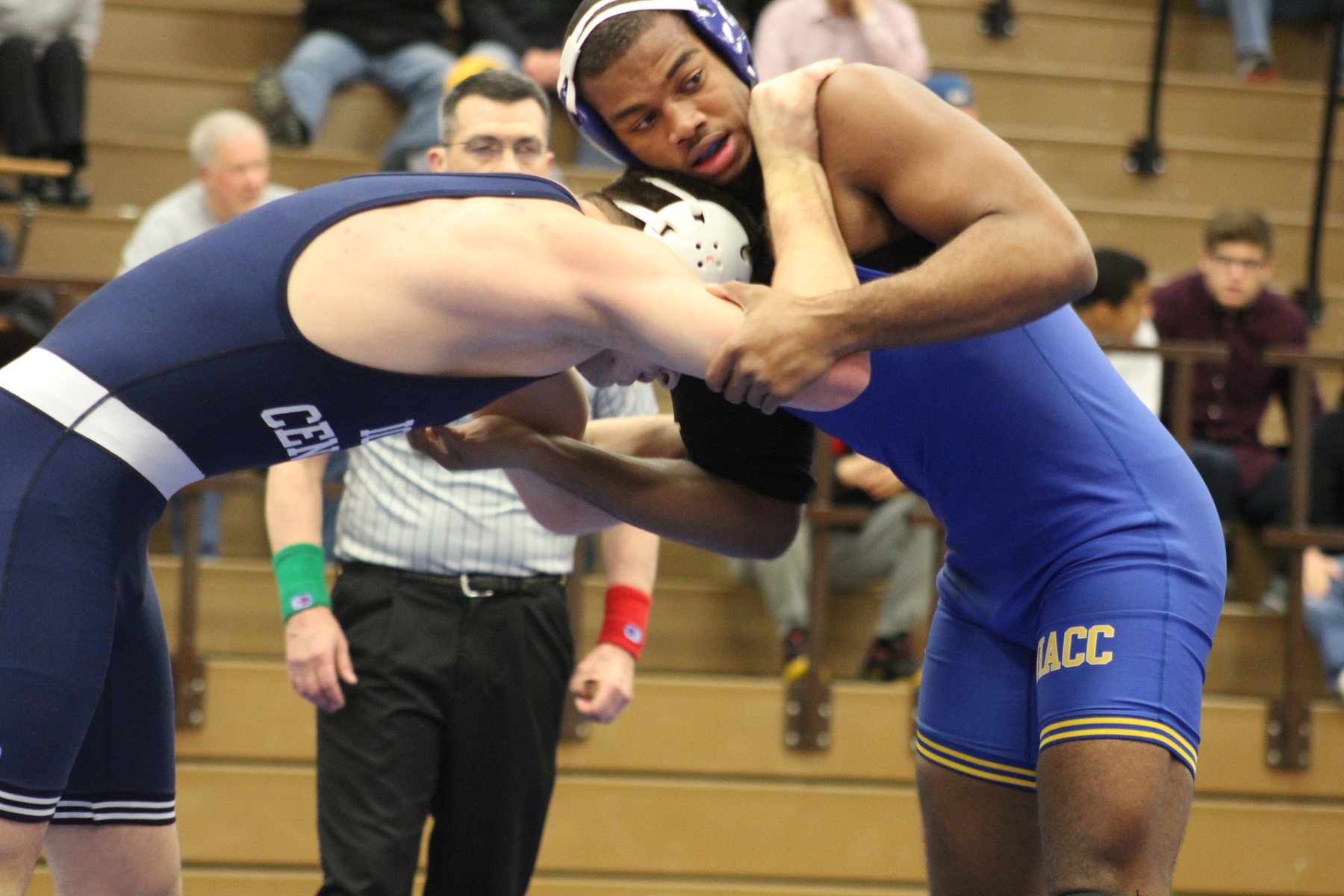 Jaylen Lee (right) will wrestle at 184 pounds Wednesday against Iowa Western.