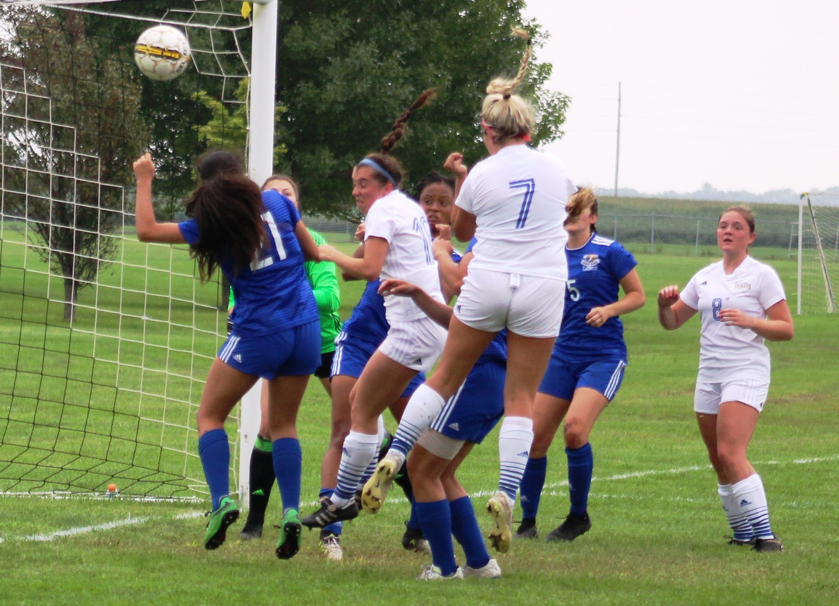 Jessica Altman (7) scores on a header from a corner kick in the first half of Wednesday's match against Iowa Lakes.