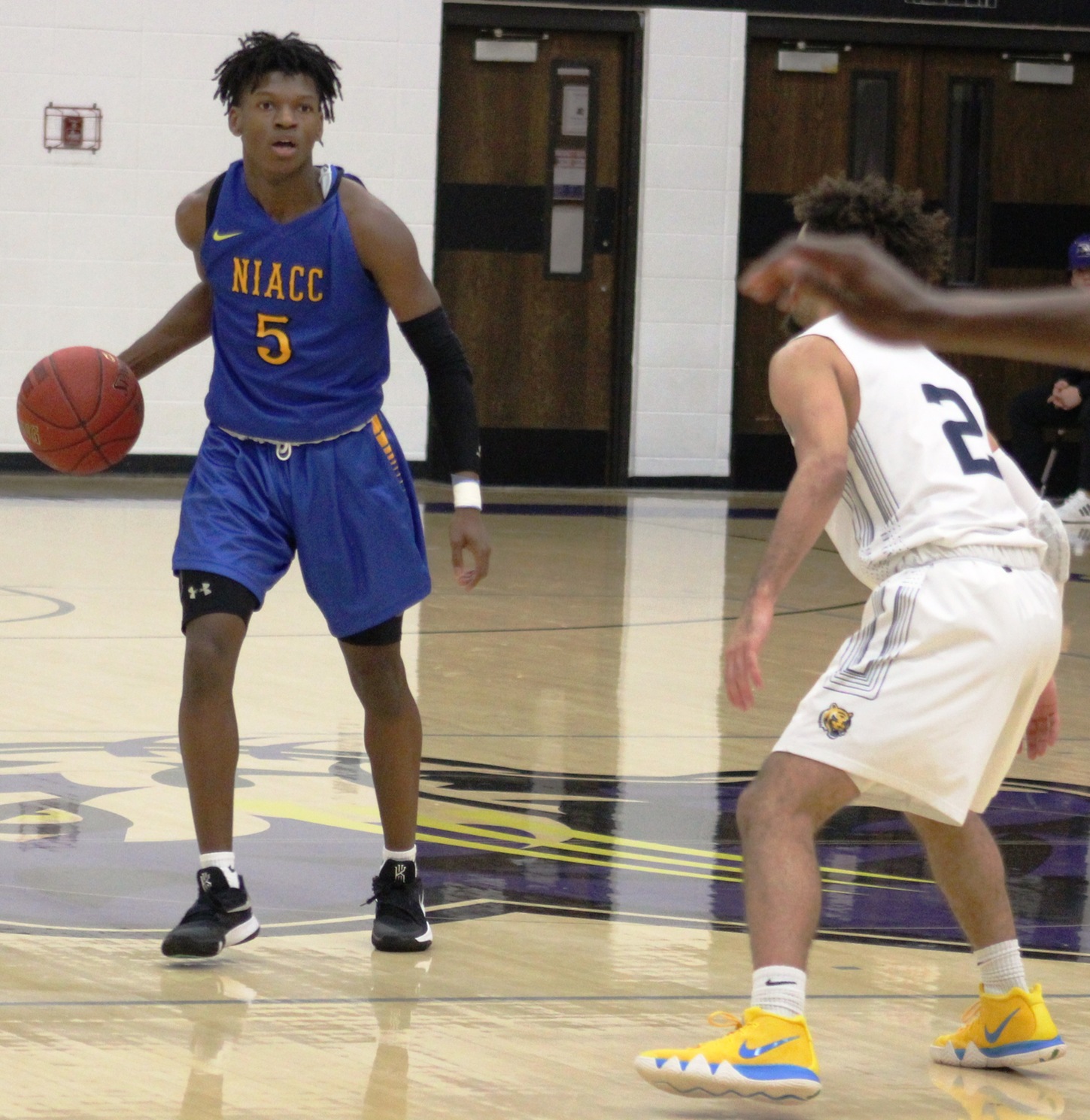 NIACC's Quentin Hardrict brings the ball up court against Marshalltown CC at the Dale Howard Classic earlier this season.