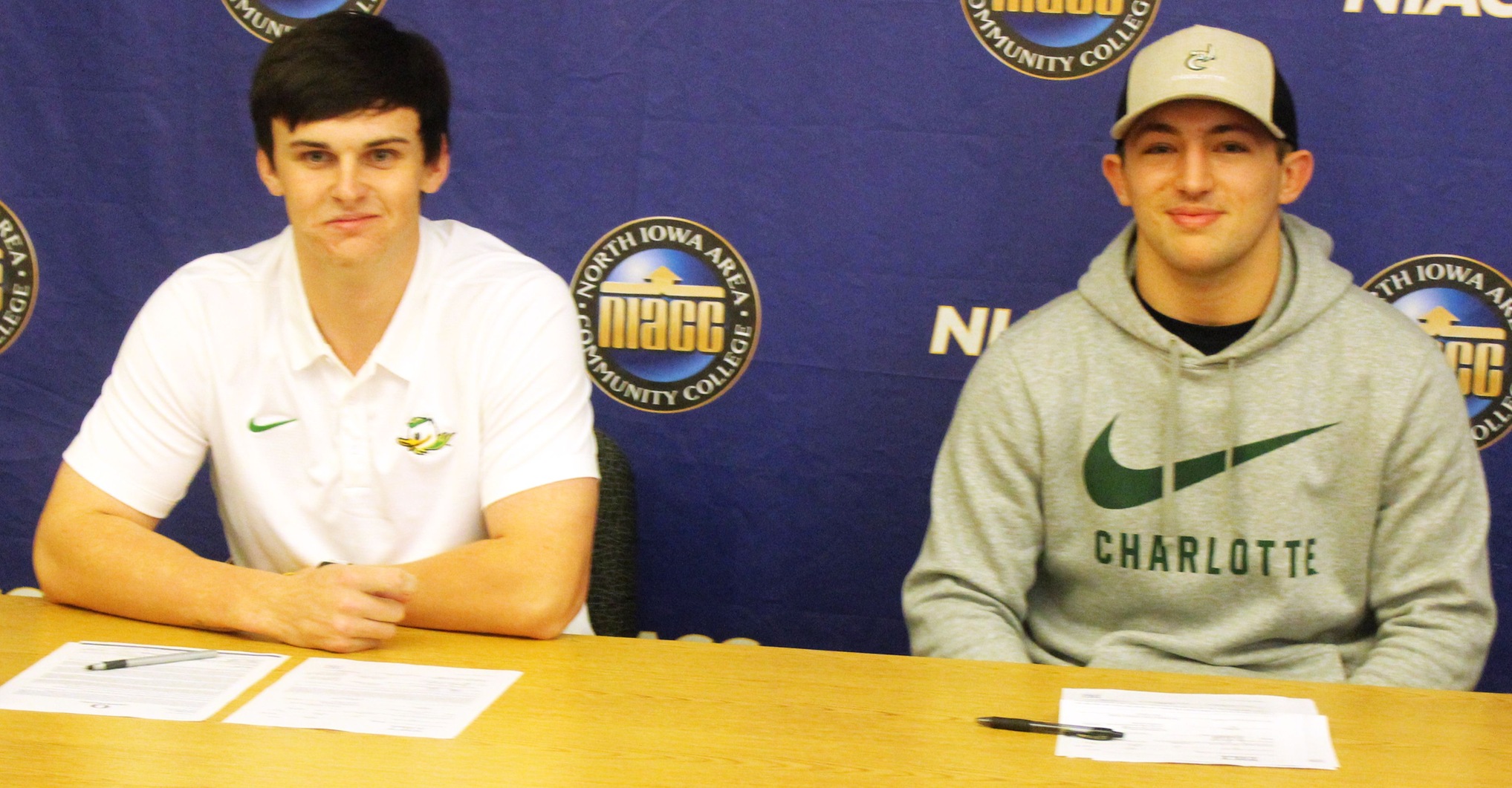 Patrick Pridgen (left) signed Tuesday with Oregon and Tyson Tucker signed with UNC-Charlotte.