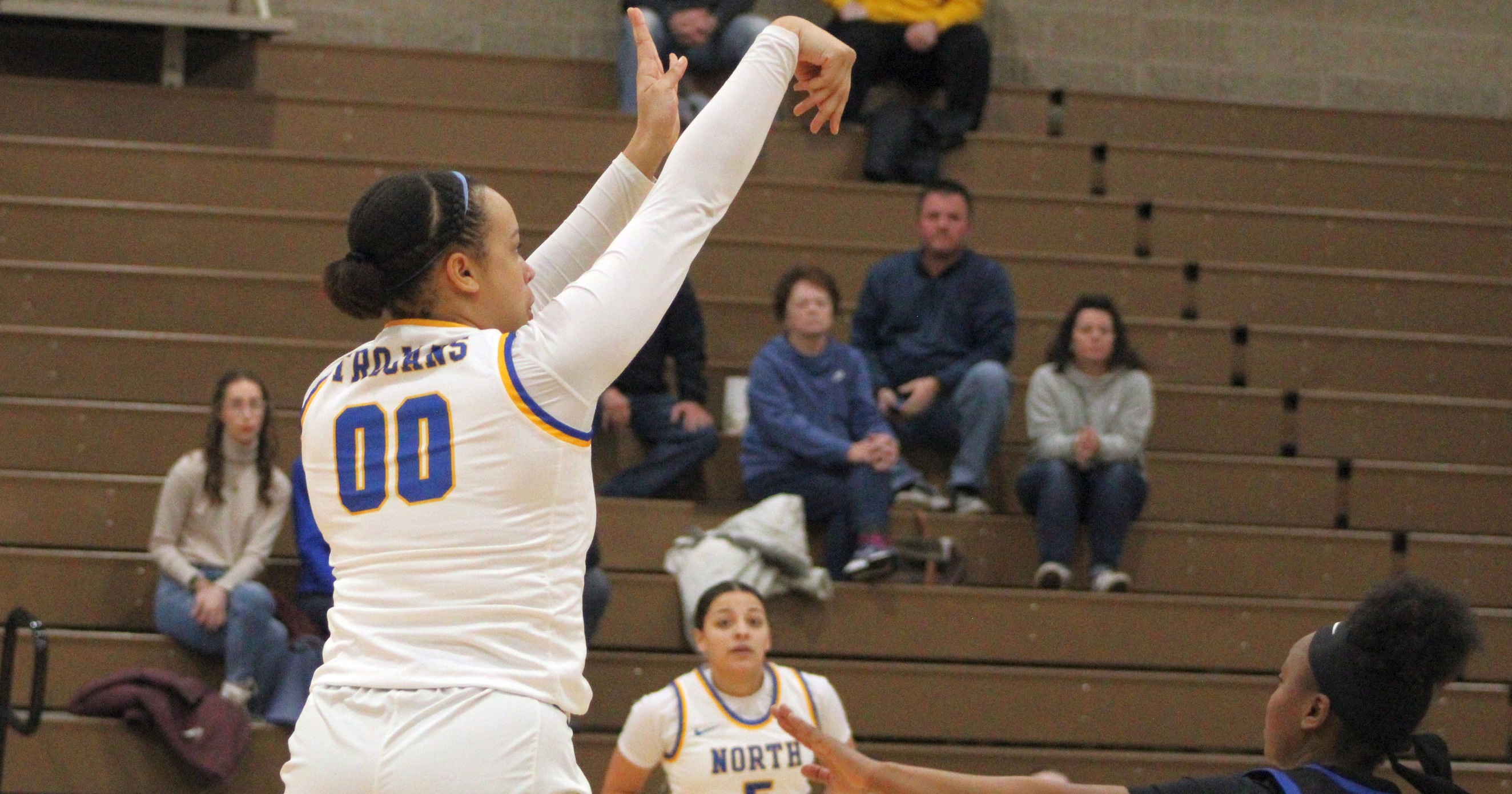 NIACC's Nora Francois knocks down a jump shot in Sunday's game against Kirkwood in the NIACC gym.