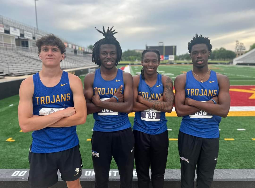 NIACC's Jacob Vais, Tyreese James, Bruce Huggins and Quinton Ellis set the school record in the 4x400-meter relay on Friday.
