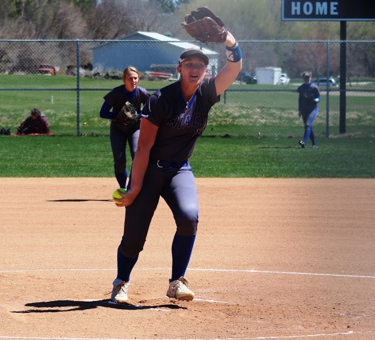 Kristen Peka delivers a pitch in a game during the 2019 season.