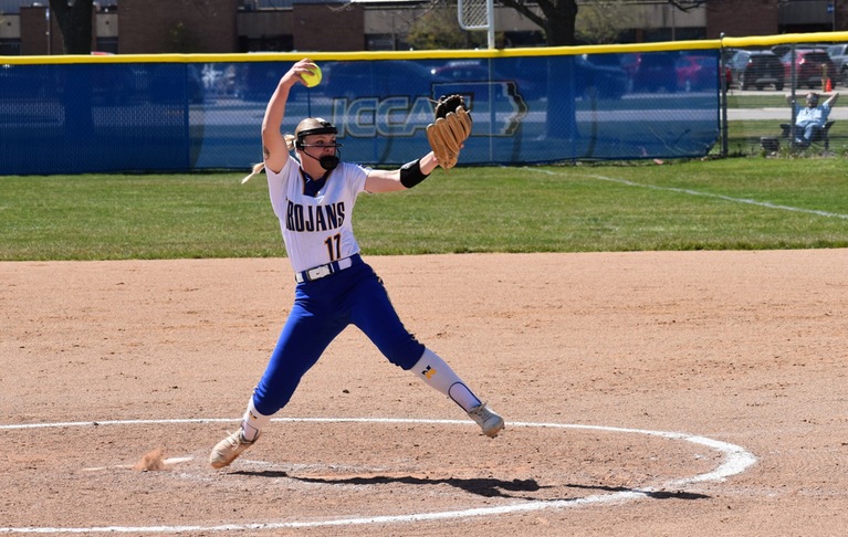 NIACC's Macy Kellar delivers a pitch during the second game of Sunday's doubleheader against DMACC.