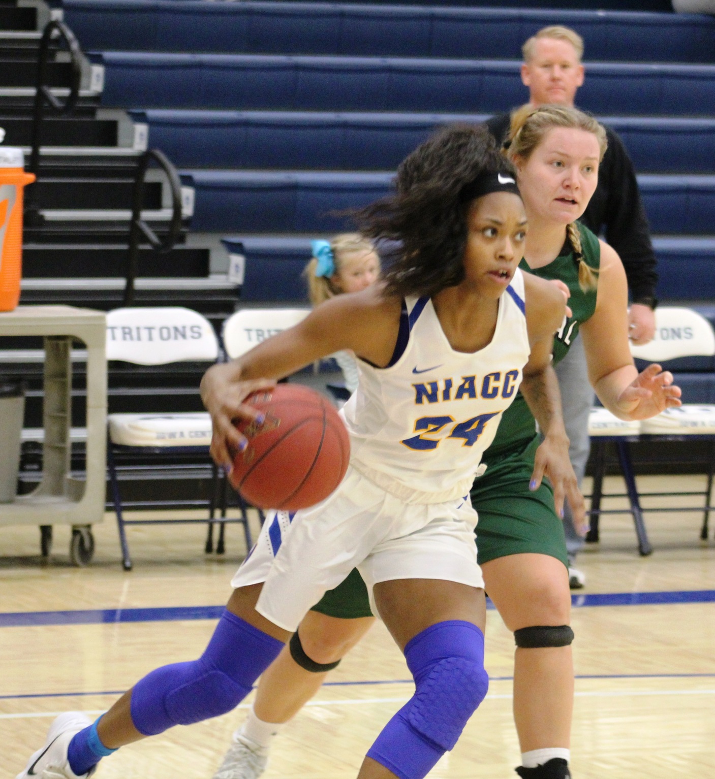 NIACC's Khalilah Holloway drives to the basket against Central CC on Dec. 2 in Fort Dodge.
