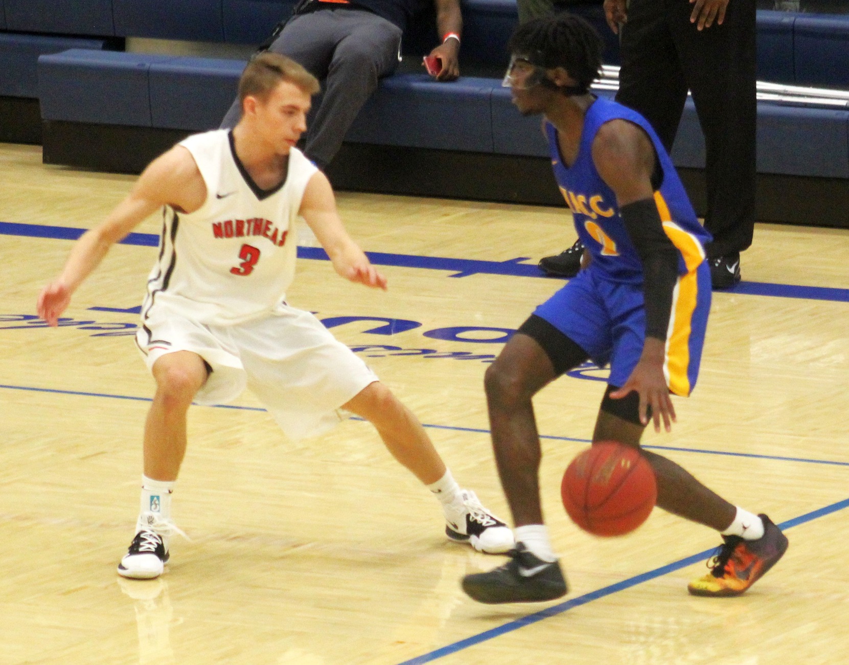 NIACC's James Harris moves the ball up the floor in Saturday's game against Northeast CC.
