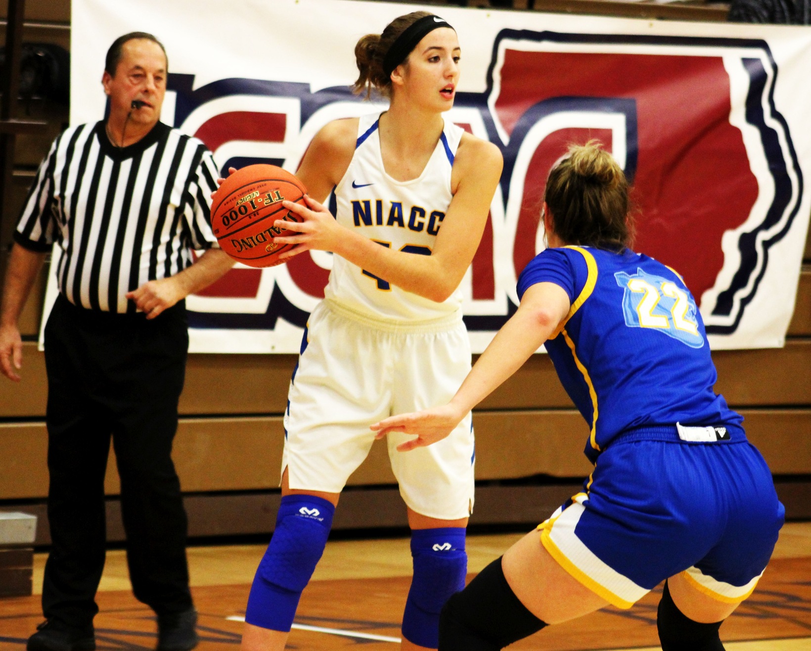 NIACC's Abby Leach looks to make a move in Friday's win over Illinois Central.