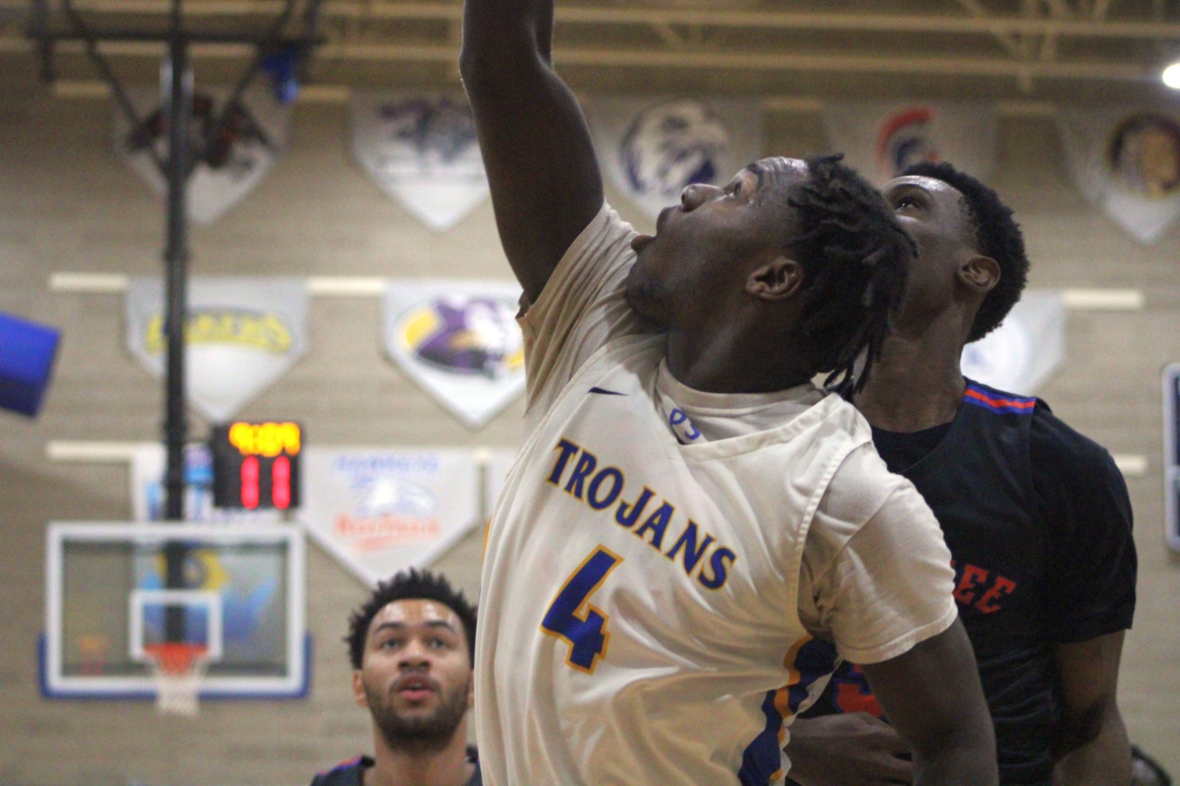 NIACC's Jacques Kelly goes to the basket in Friday's game against Milwaukee Area Tech.
