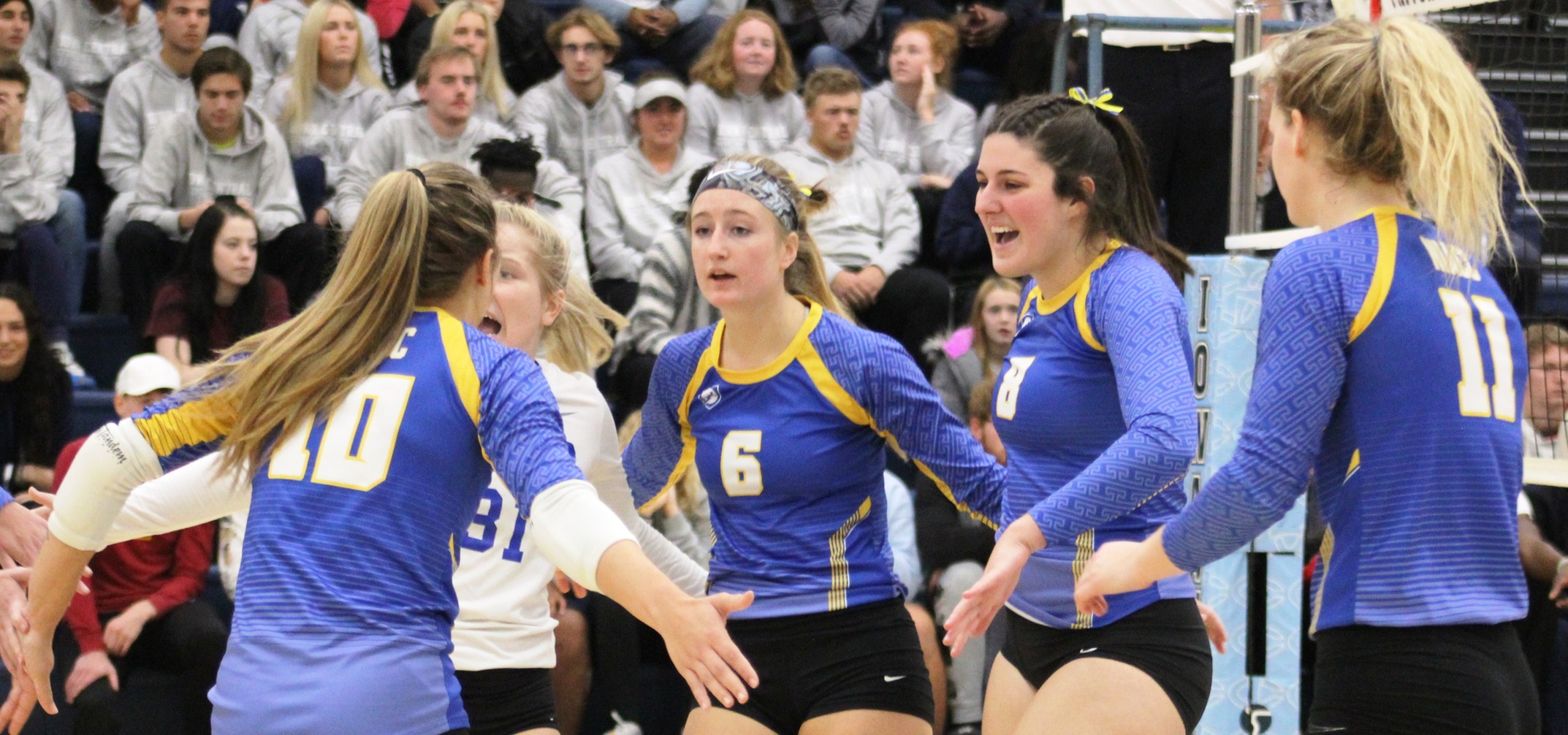 NIACC celebrates a point in Wednesday's match at Iowa Central.