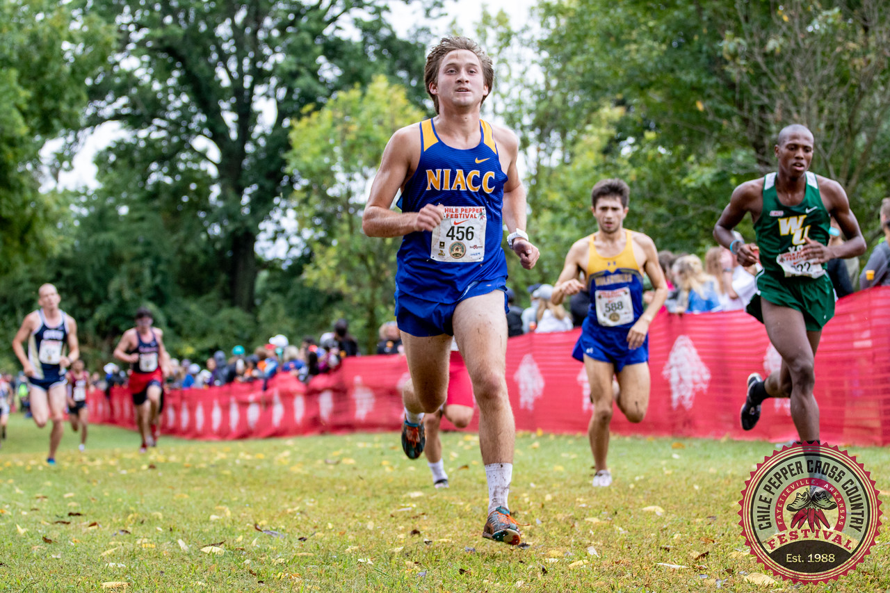 Daniel Hennigar races to the finish line at the Arkansas Chile Pepper in September.