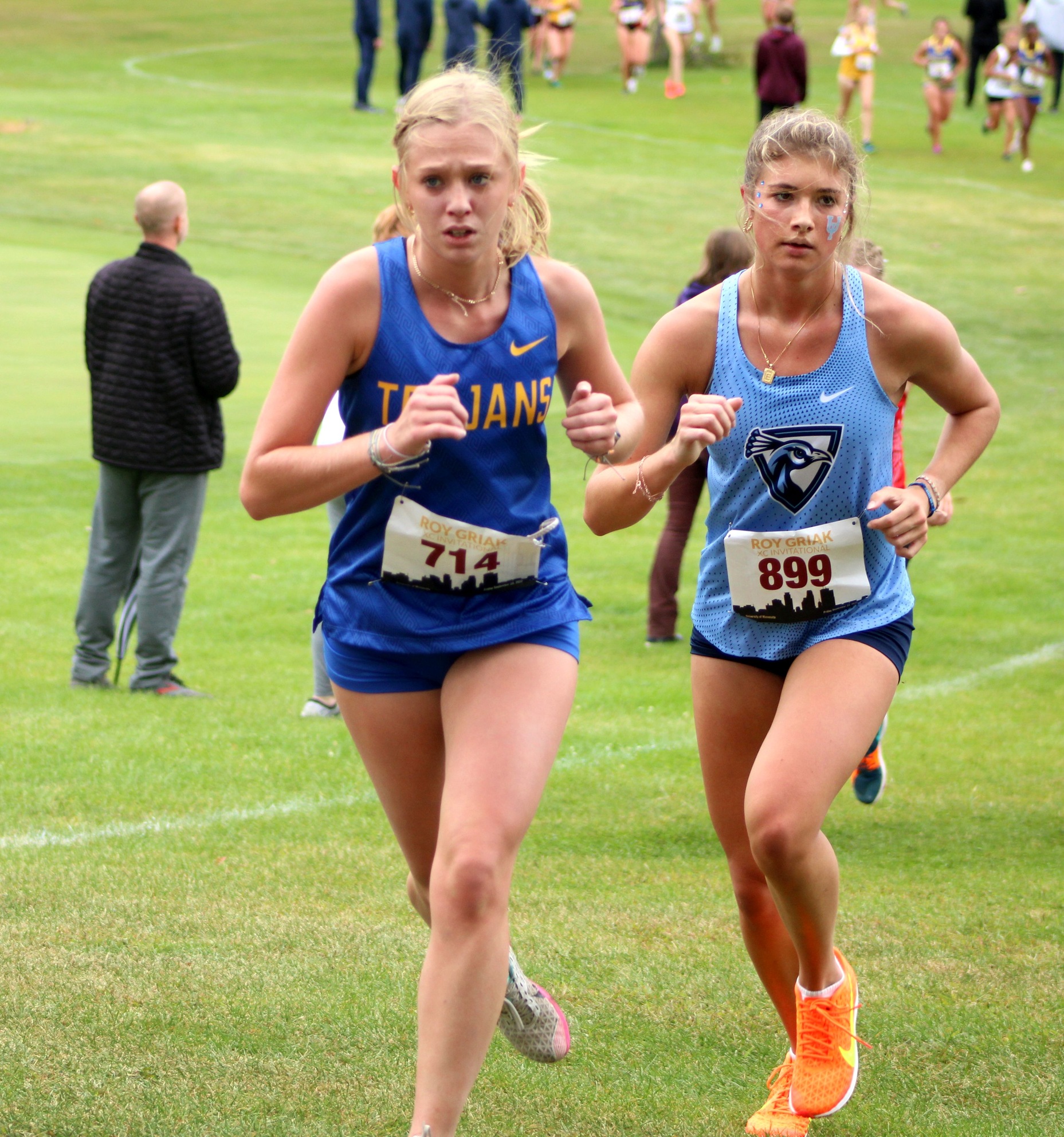 NIACC's Lilly Stockberger runs Friday at the Griak Invitational.