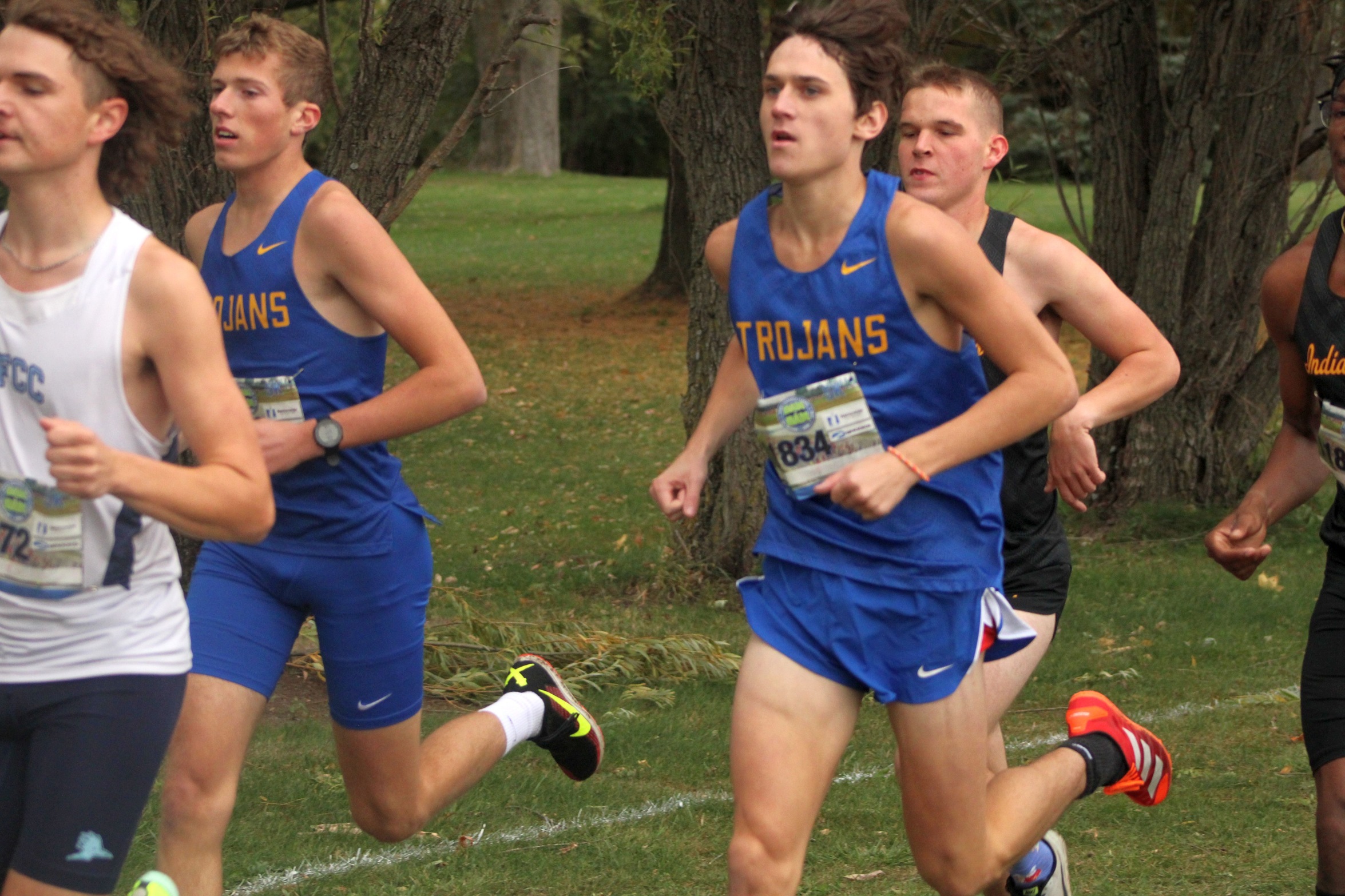 NIACC's Jackson Chambers (left) and Jacob Vais run Friday at the Indian Hills Invitational.